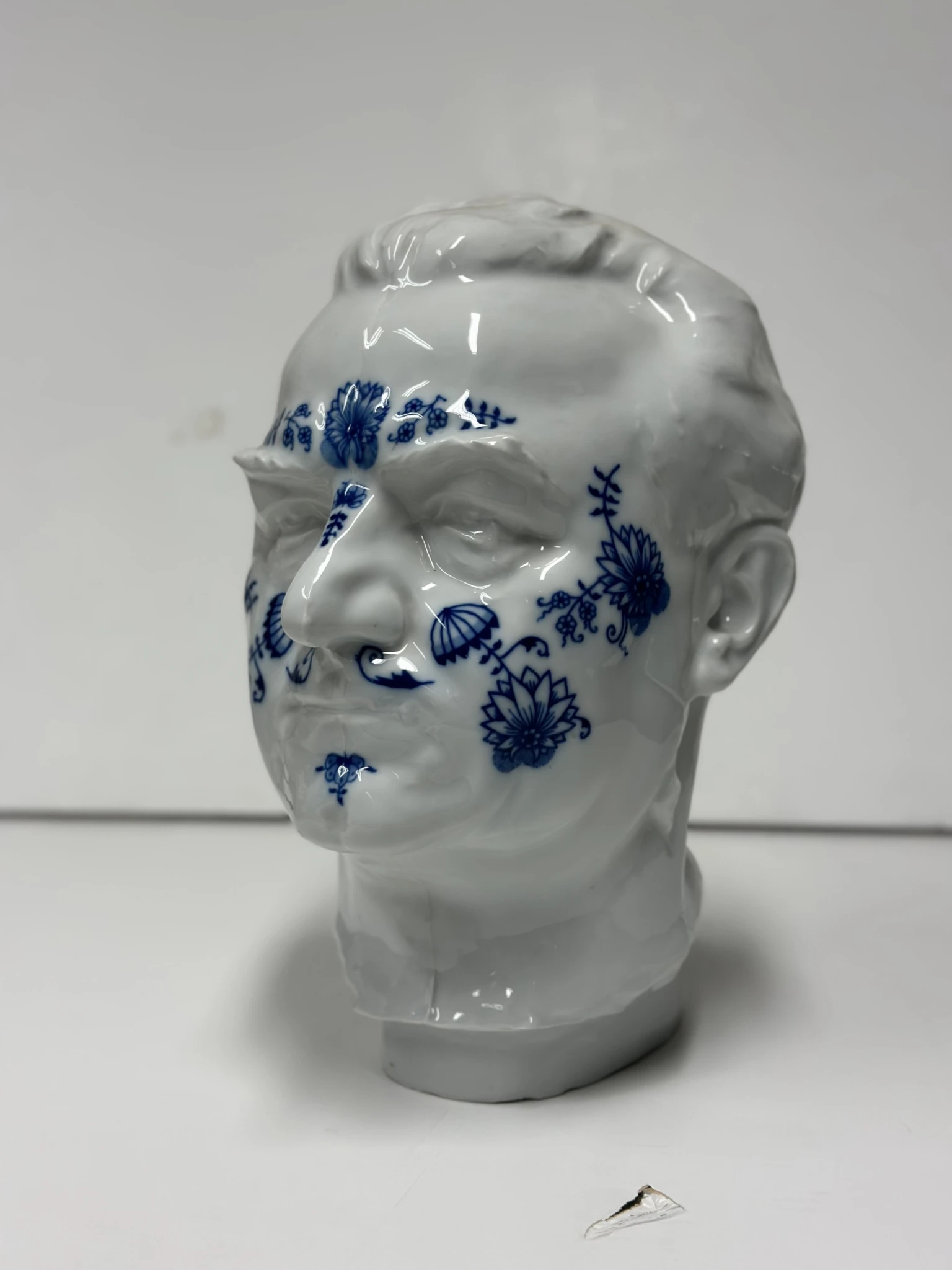 Maxim Velčovský: Ornament & Crime